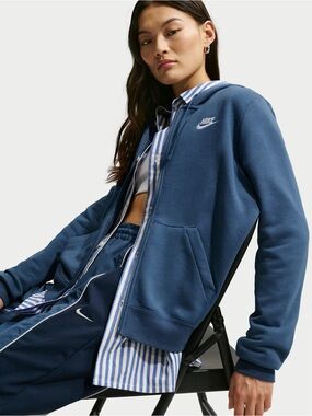 NWT Nike Sportswear Club Fleece Full-Zip Hoodie